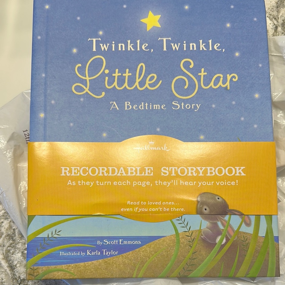 Hallmark “Twinkle, Twinkle Little Star” Recordable Storybook-New